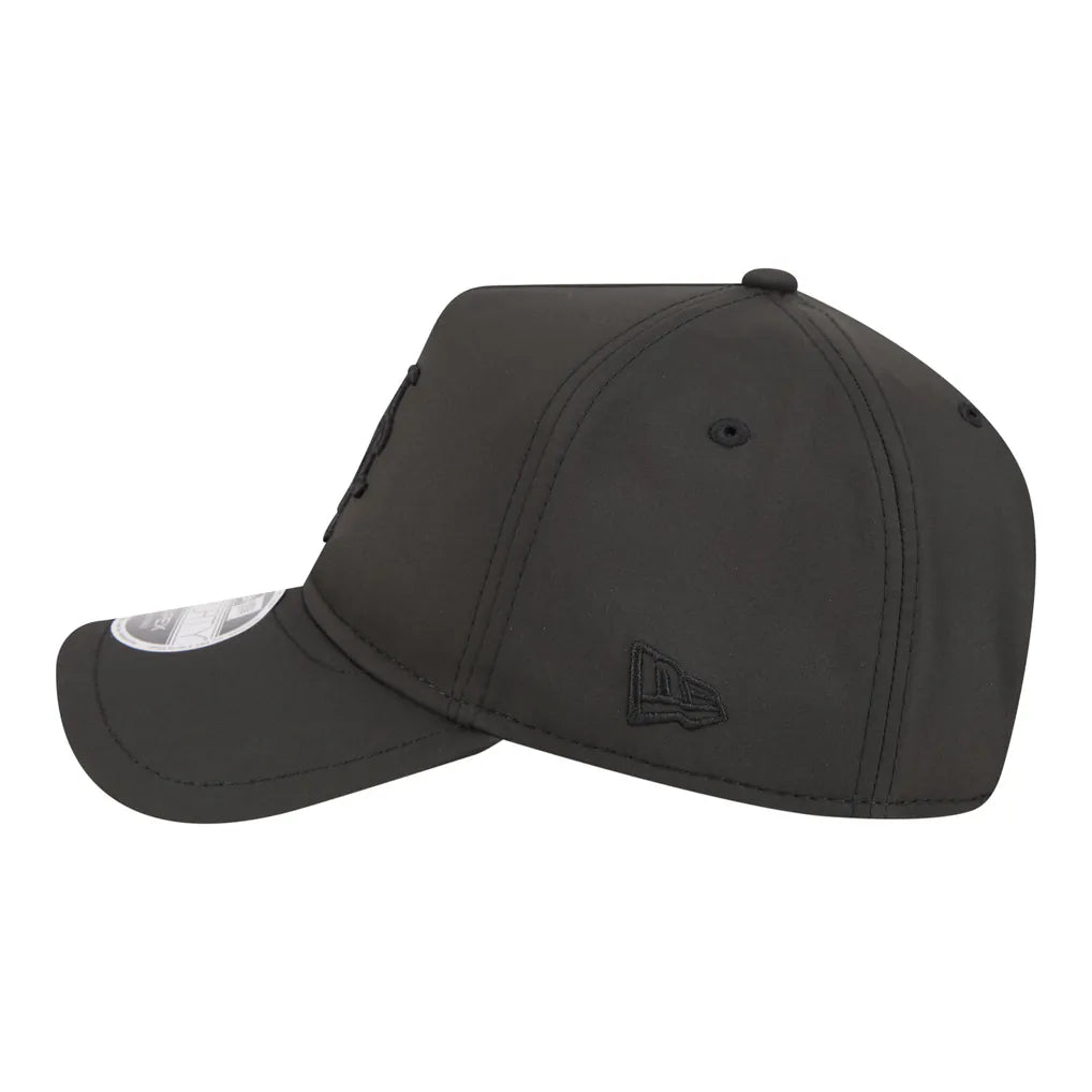 New York Mets New Era Injection Apex 9FORTY Adjustable Hat - Black Techwosell