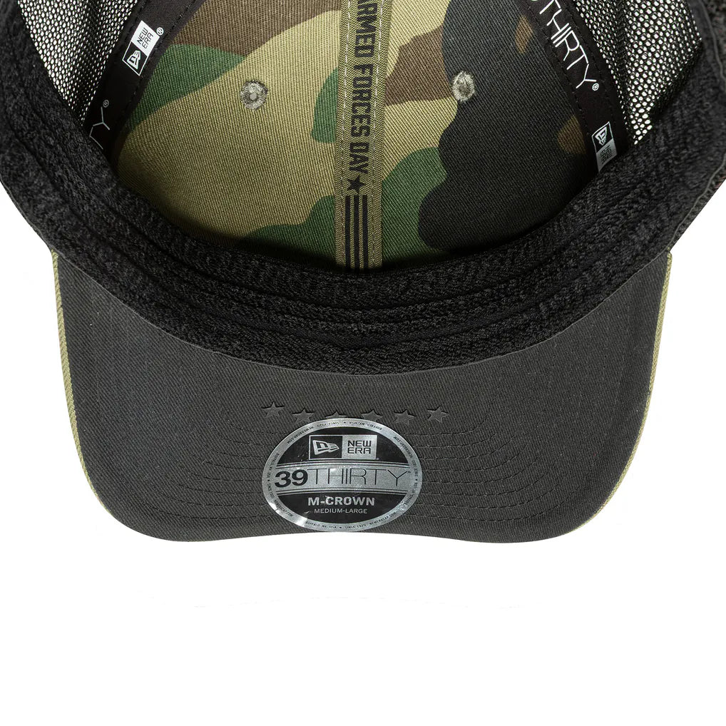 New York Yankees New Era 2026 Armed Forces Day 39THIRTY M-Crown Flex Hat - Olive