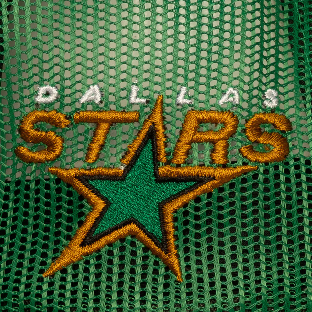 Dallas Stars Mitchell & Ness Head Coach Trucker Adjustable Hat - Kelly Green Techwosell
