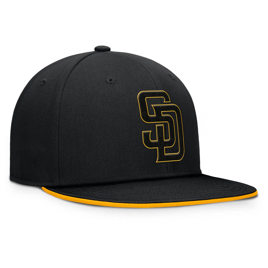 San Diego Padres Fanatics Glint Snapback Hat - Black Techwosell