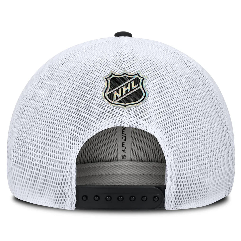 Boston Bruins Fanatics Authentic Pro Rink Boxed Logo Trucker Hat - Black