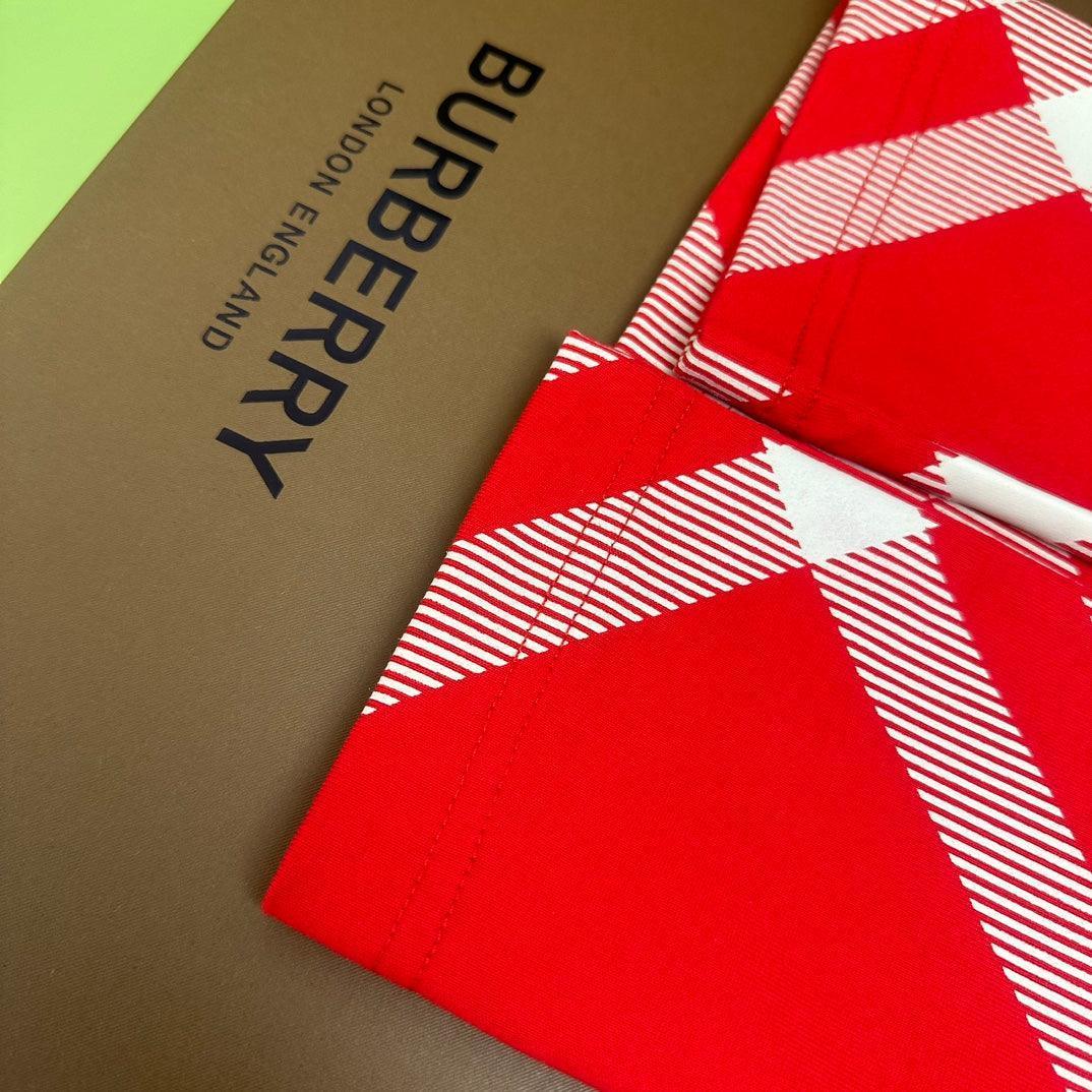 Burberry T-Shirt Without Collar 'Red'