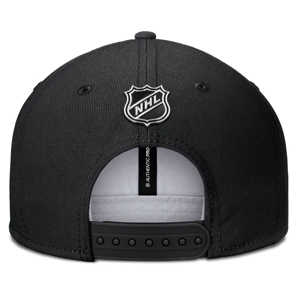 Boston Bruins Fanatics Authentic Pro Rink Snapback Hat - Black