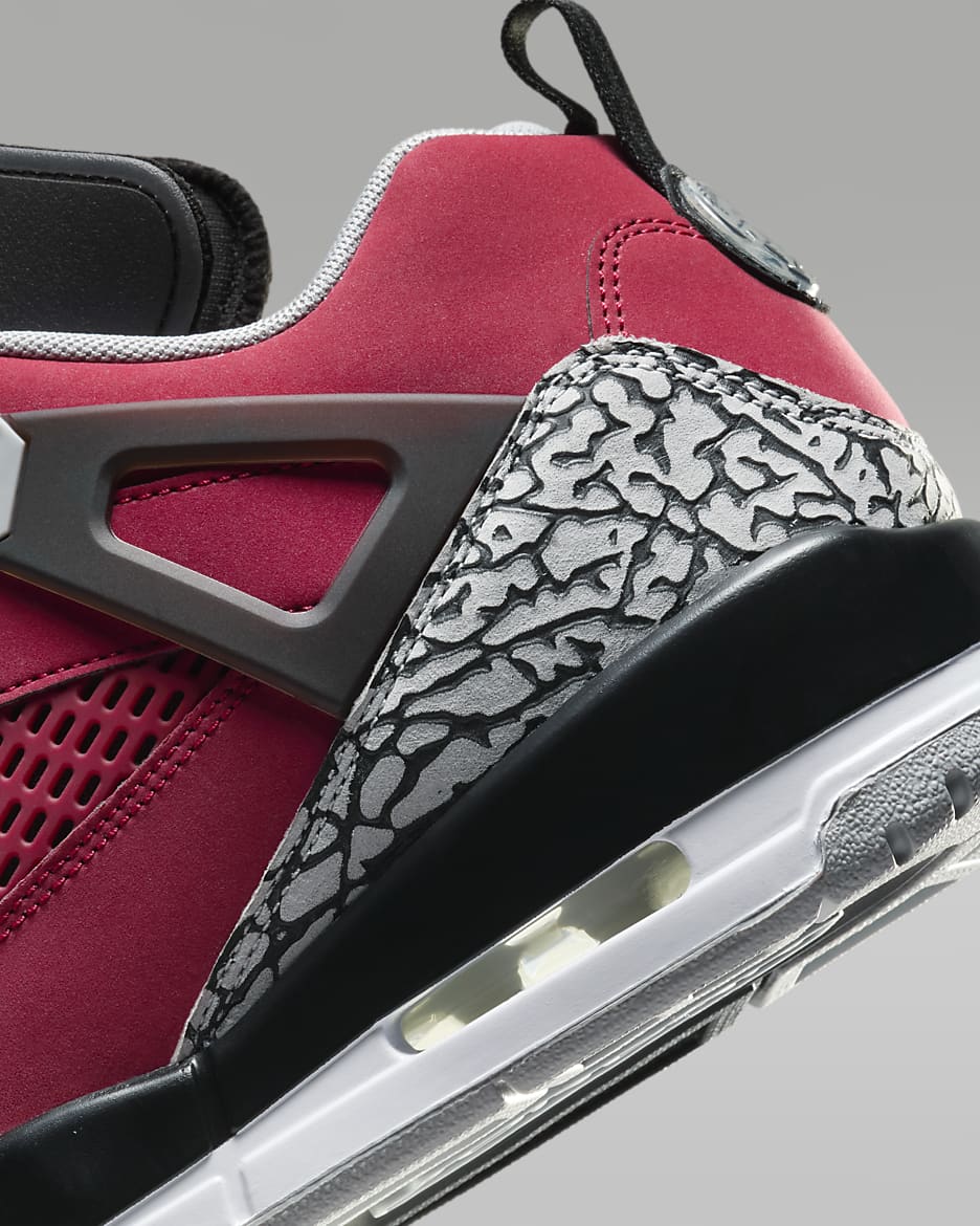 Jordan Spizike Low