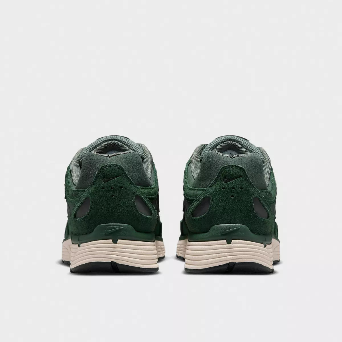 Men's Nike P-6000 SE Casual Shoes