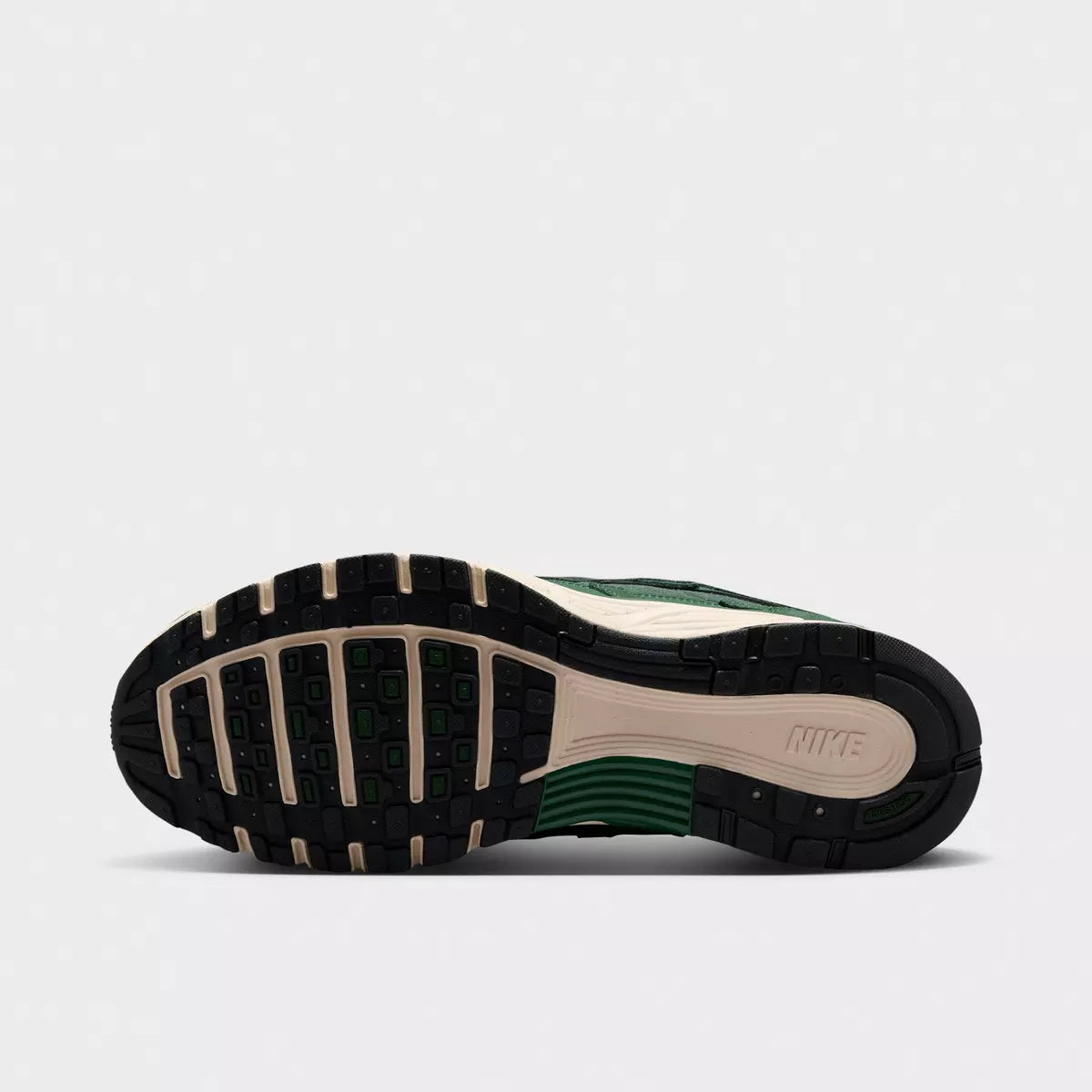 Men's Nike P-6000 SE Casual Shoes