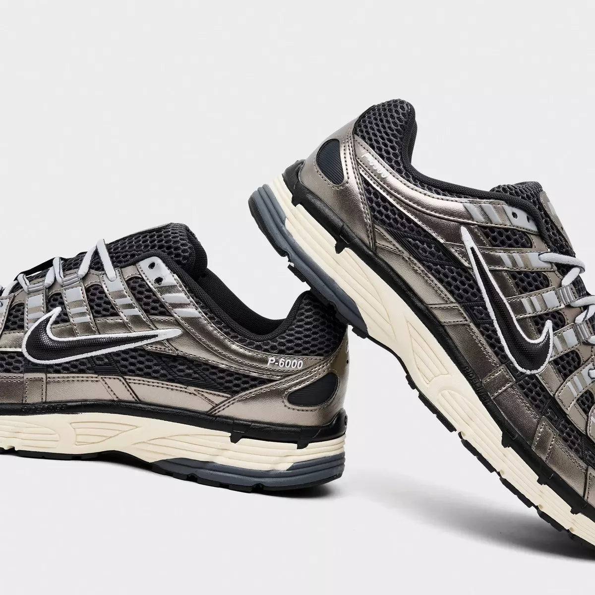 Men's Nike P-6000 SE Casual Shoes