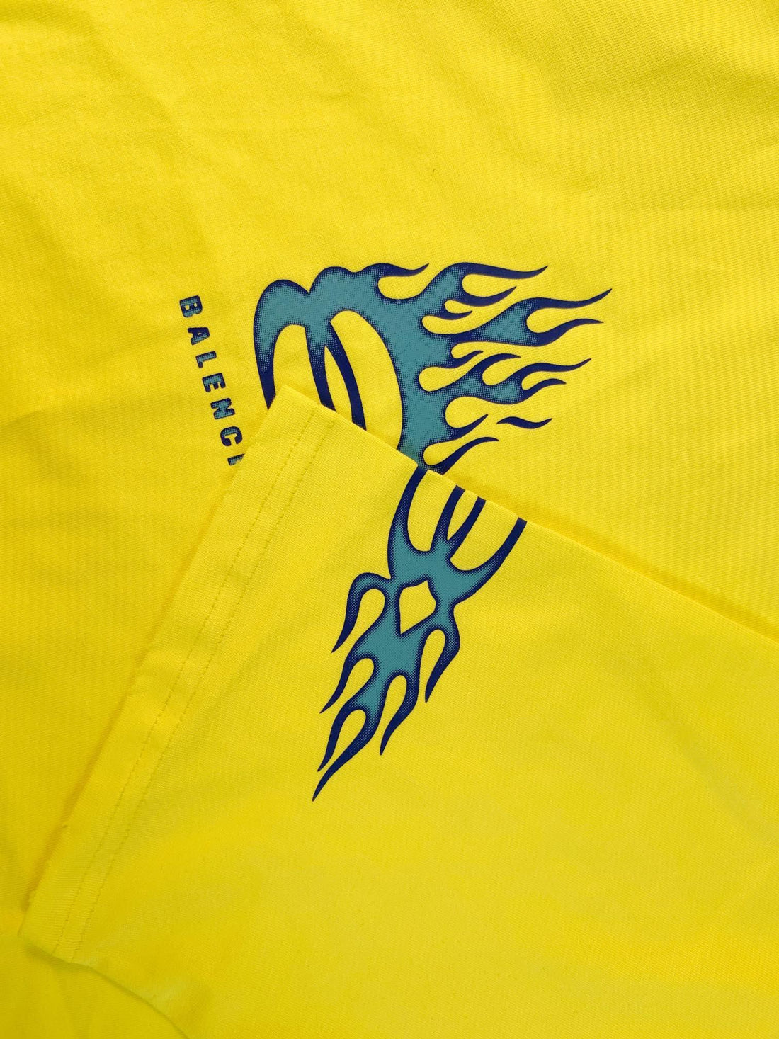 Balenciaga Men's Yellow Burning Unity T-Shirt Techwosell
