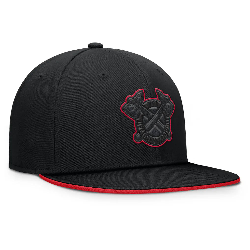 Atlanta Braves Fanatics Glint Snapback Hat - Black