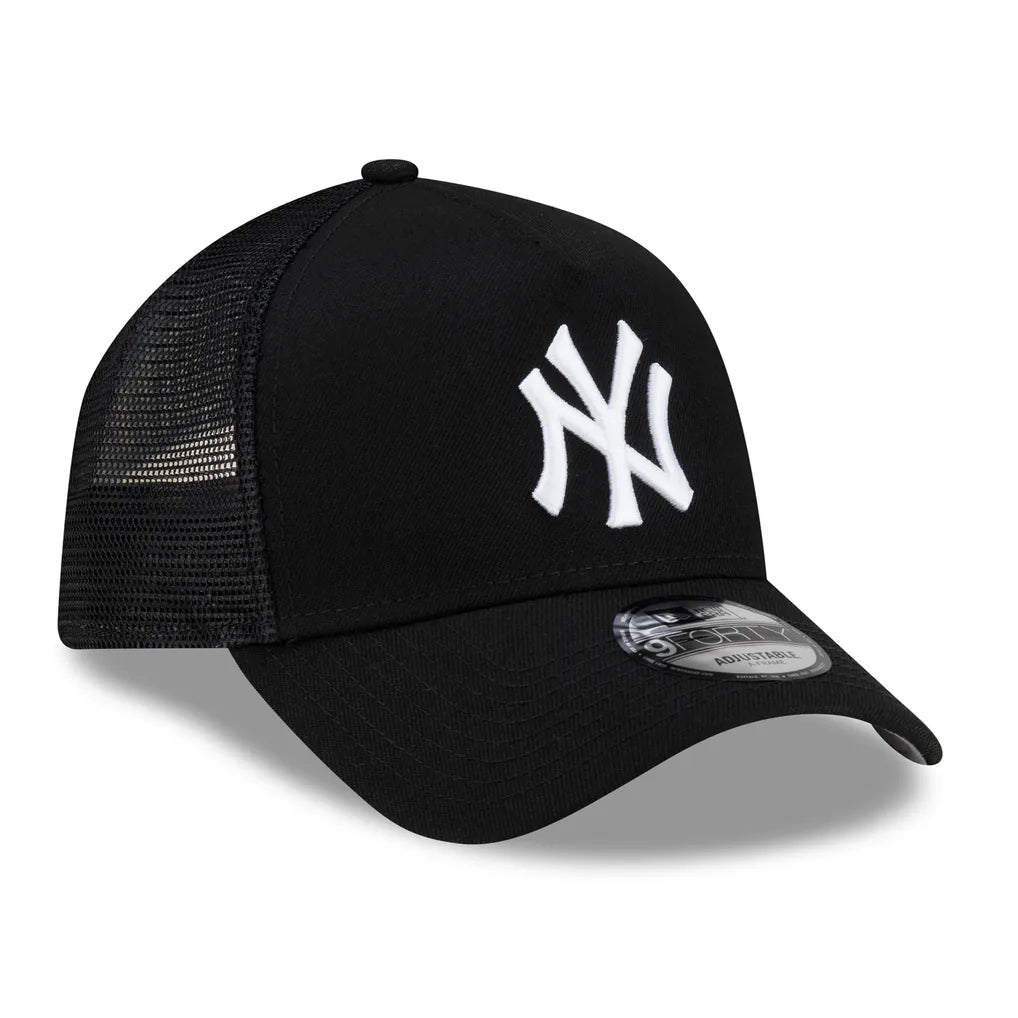 New York Yankees New Era Side Script 9FORTY A-Frame Trucker Adjustable Hat - Black
