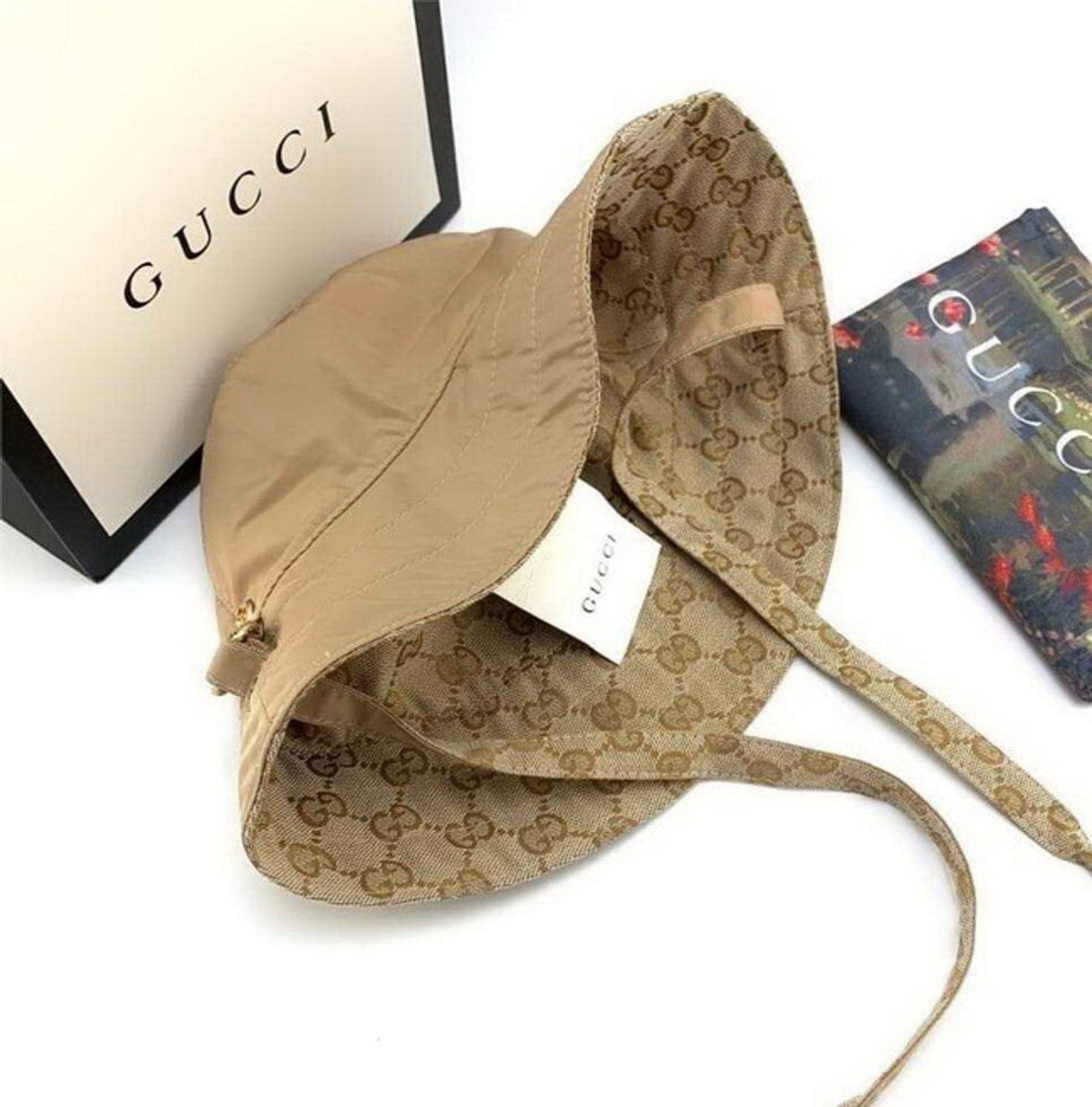 Gucci Reversible Hat in GG Canvas and Nylon Beige Bucket