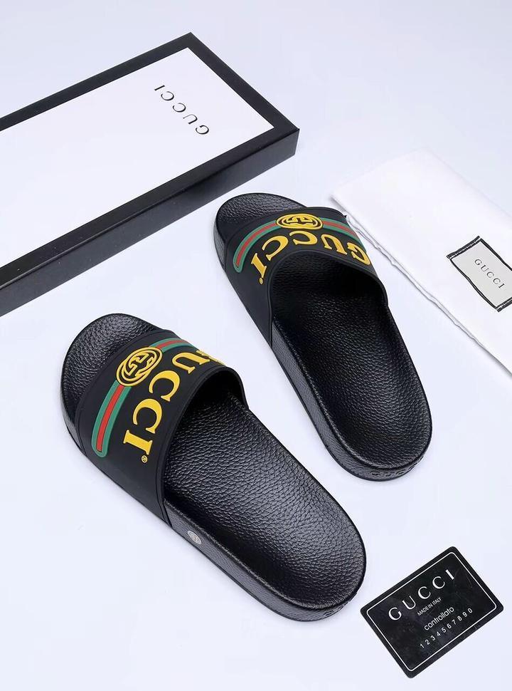 GUCCI Men's Luxurious Leather Slippers - New with Tags & Box