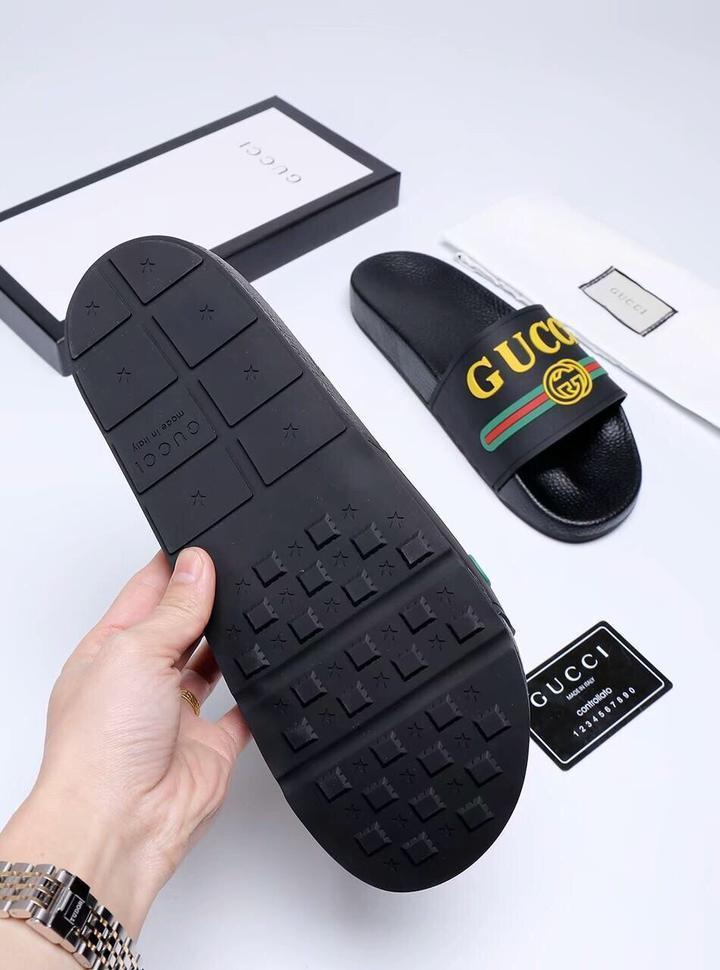 GUCCI Men's Luxurious Leather Slippers - New with Tags & Box