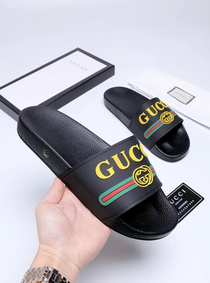 GUCCI Men's Luxurious Leather Slippers - New with Tags & Box